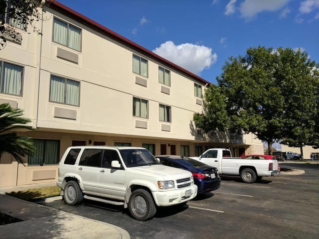 Red Roof Inn San Antonio Airport Eksteriør bilde